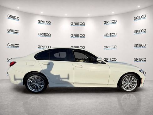 Used 2023 BMW 330i Sedan w/ Premium Package RWD image 8