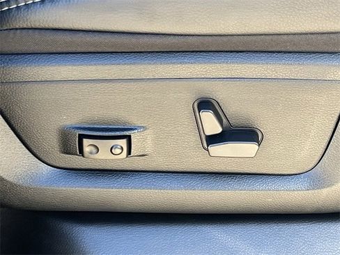 Used 2025 RAM 2500 Laramie image 30