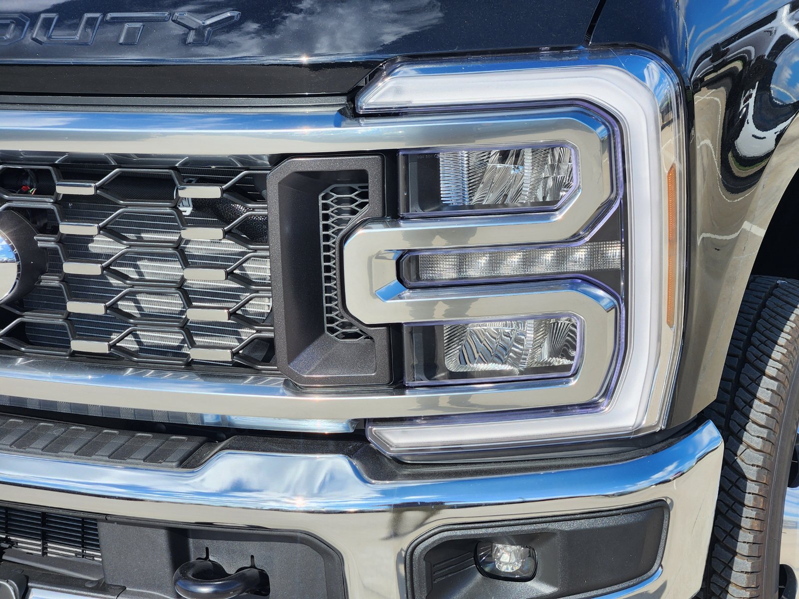 New 2027 Ford F350 Lariat AWD/4WD image 12