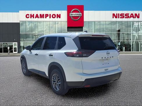 Used 2026 Nissan Rogue S image 4