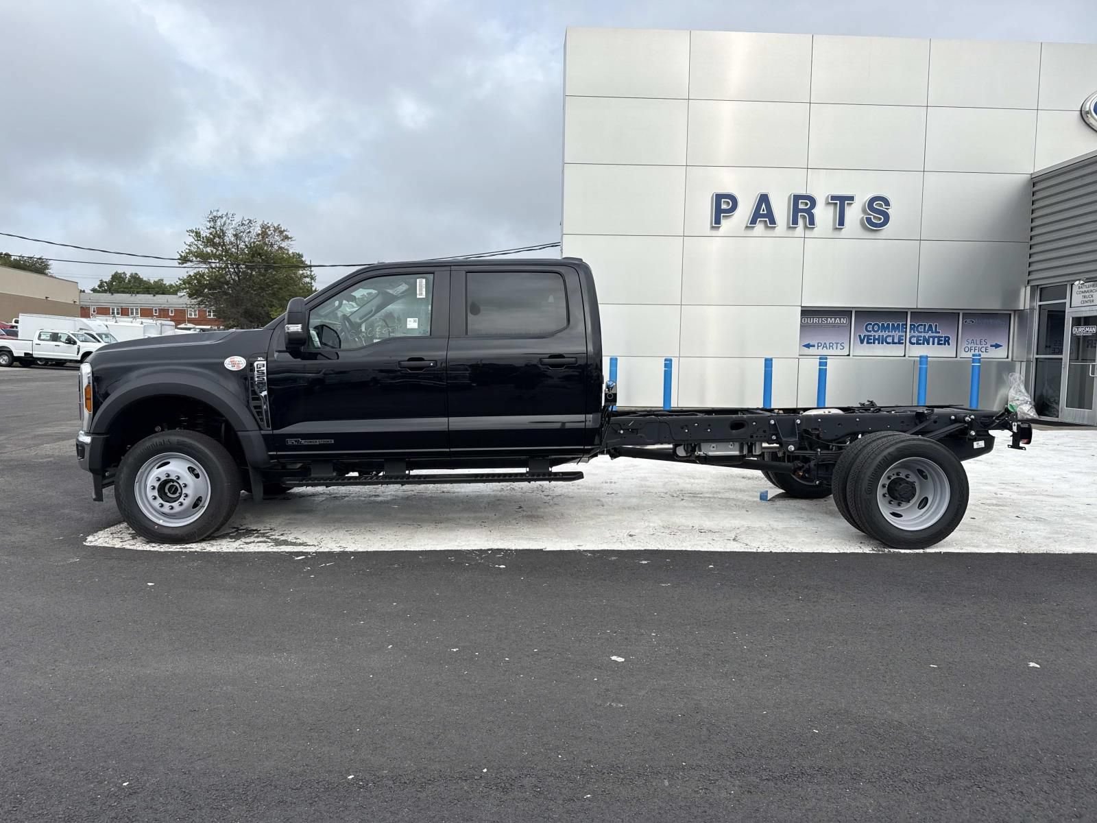 New 2026 Ford F550 4x4 Crew Cab Super Duty image 6