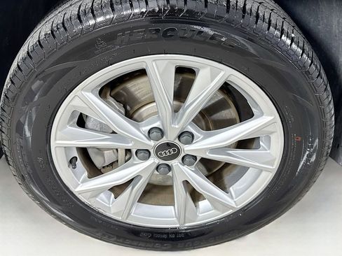 Used 2024 Audi Q3 2.0T Premium AWD/4WD image 40