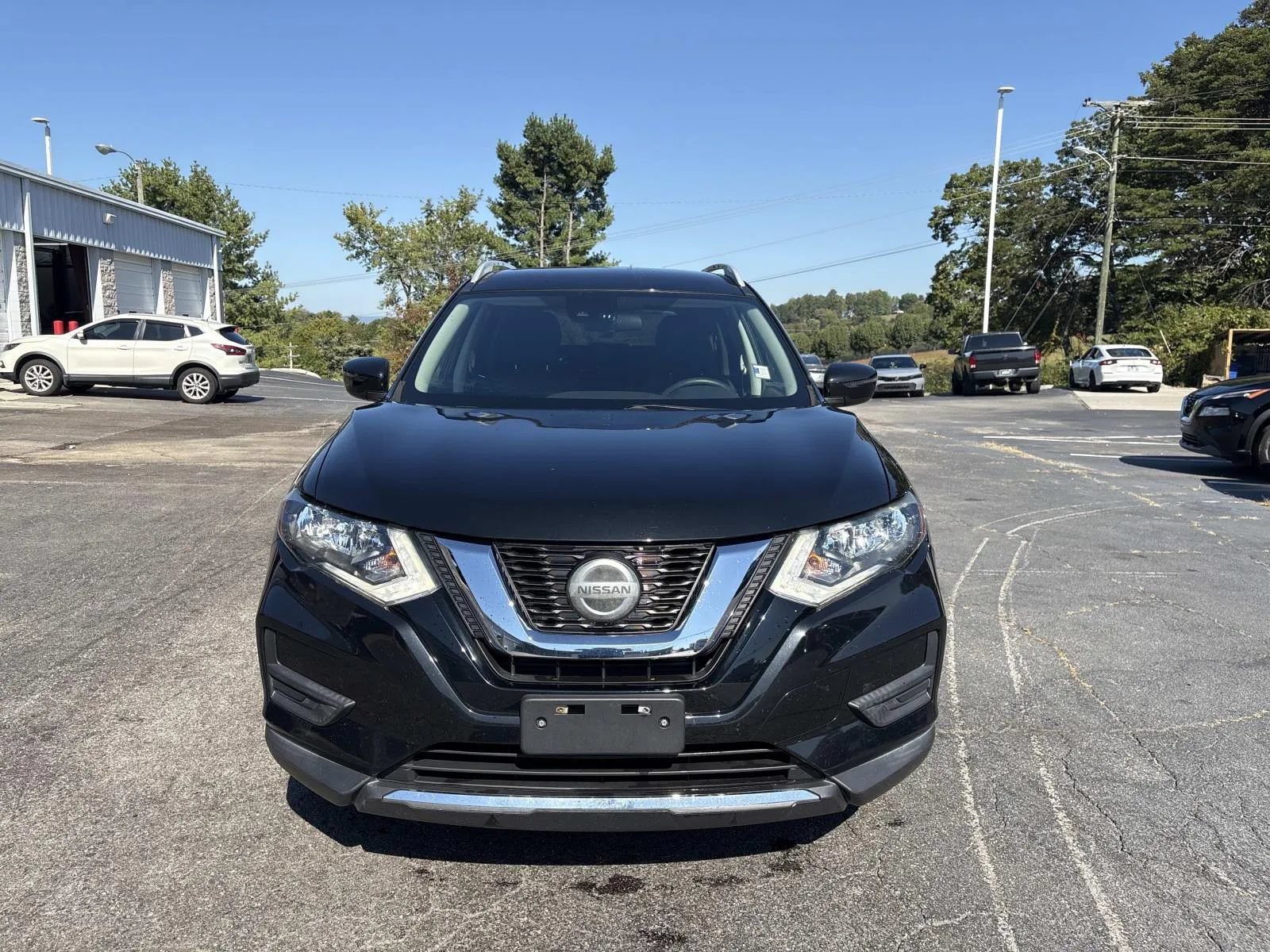 Used 2020 Nissan Rogue SV AWD/4WD image 8