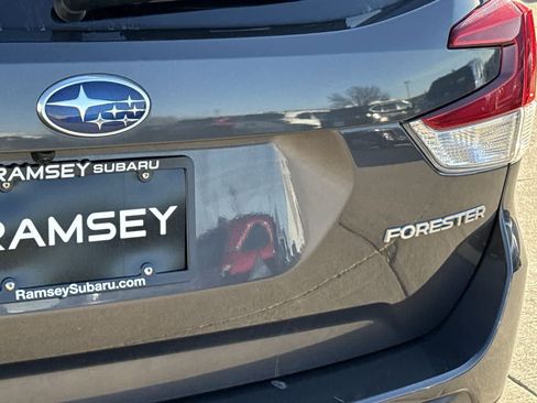 Used 2024 Subaru Forester Premium image 11