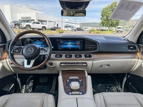 Certified 2022 Mercedes-Benz GLS 450 4MATIC image 12