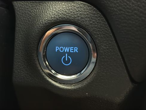 Used 2022 Toyota RAV4 SE AWD/4WD image 35
