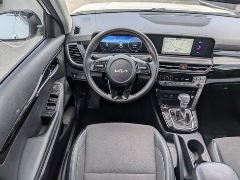 Certified 2024 Kia Seltos S AWD/4WD image 16
