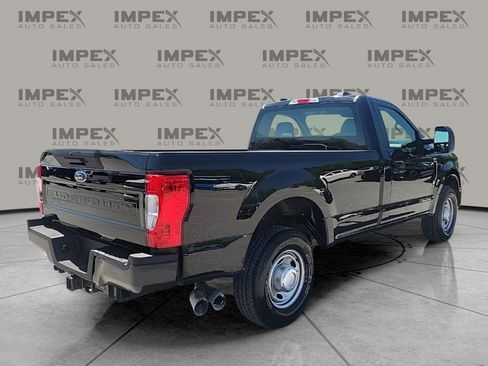 Used 2020 Ford F350 XL image 5