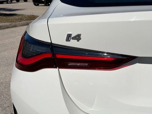 Used 2023 BMW i4 eDrive40 w/ Premium Package image 10