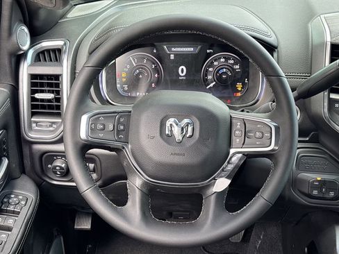 New 2026 RAM 2500 Laramie AWD/4WD image 13