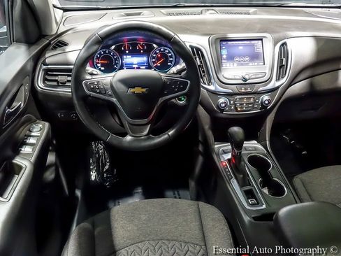 Used 2023 Chevrolet Equinox LT AWD/4WD image 14