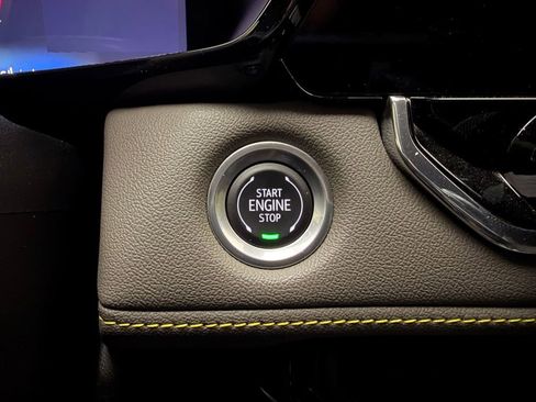 Used 2024 Chevrolet Colorado ZR2 w/ ZR2 Convenience Package III image 30