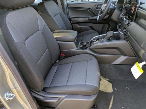 New 2026 Chevrolet Colorado W/T image 27