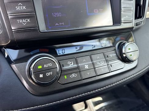 Used 2013 Toyota RAV4 Limited FWD image 18