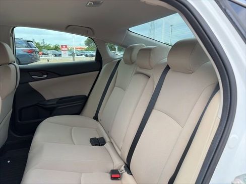 Used 2019 Honda Civic EX image 7