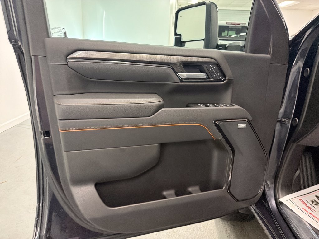 Used 2026 GMC Sierra 2500 AT4 AWD/4WD image 13