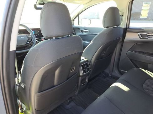 New 2026 Kia Sportage S AWD/4WD image 19