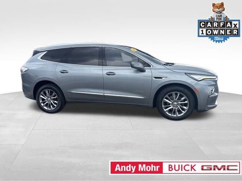 Used 2023 Buick Enclave Avenir w/ Avenir Technology Package image 16