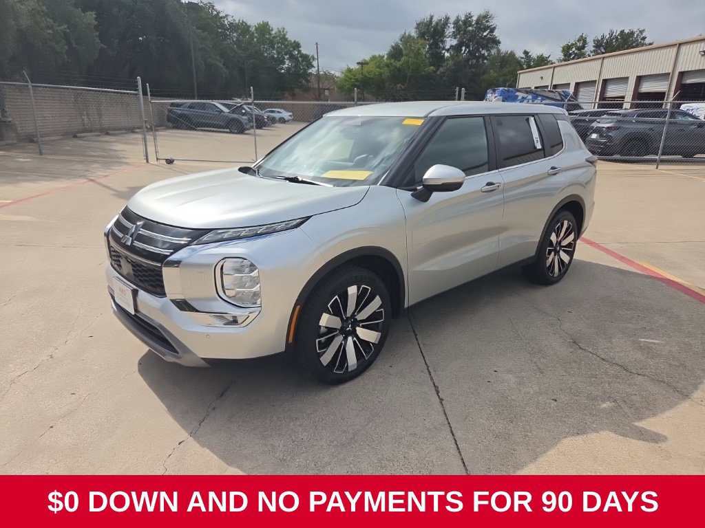 Used 2025 Mitsubishi Outlander SE AWD/4WD image 1