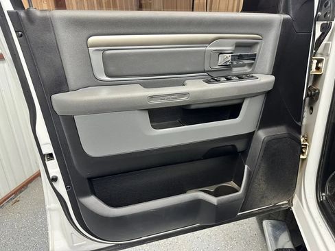 Used 2017 RAM 2500 Big Horn image 7