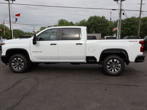 New 2026 Chevrolet Silverado 2500 Custom w/ Custom Value Package AWD/4WD image 19
