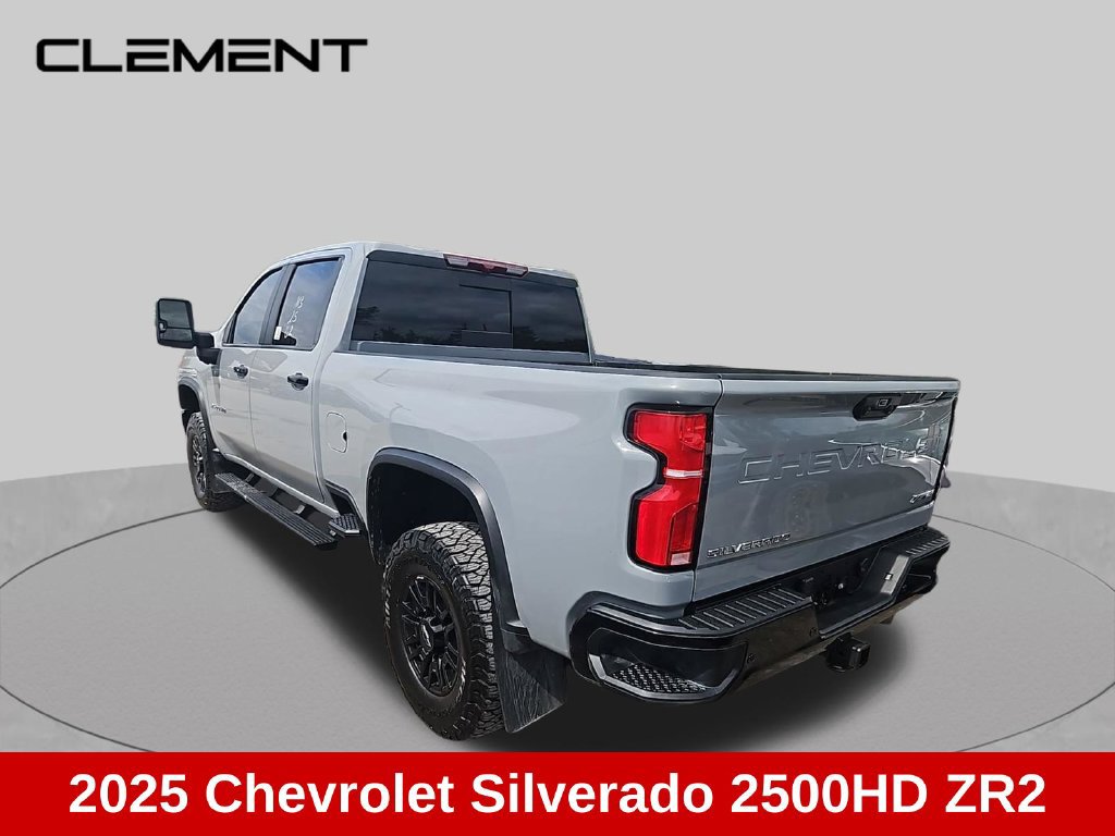 Used 2025 Chevrolet Silverado 2500 ZR2 AWD/4WD image 6