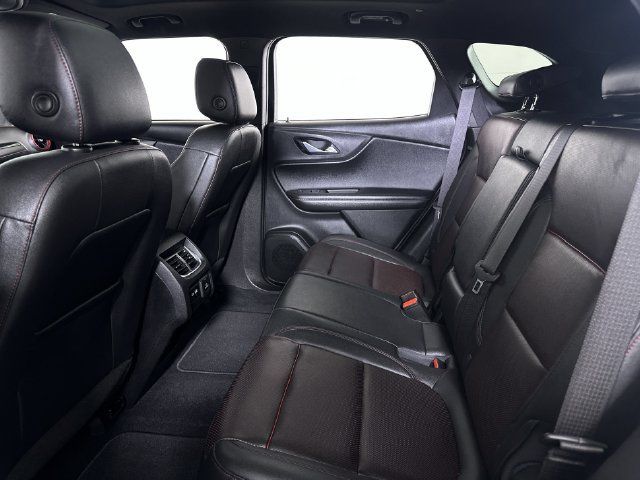 Used 2021 Chevrolet Blazer RS w/ Enhanced Convenience Package FWD image 26