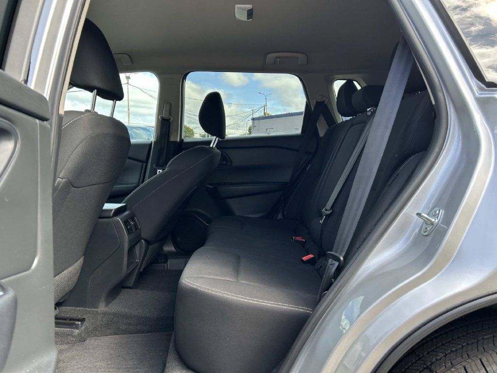 Certified 2024 Nissan Rogue S AWD/4WD image 13