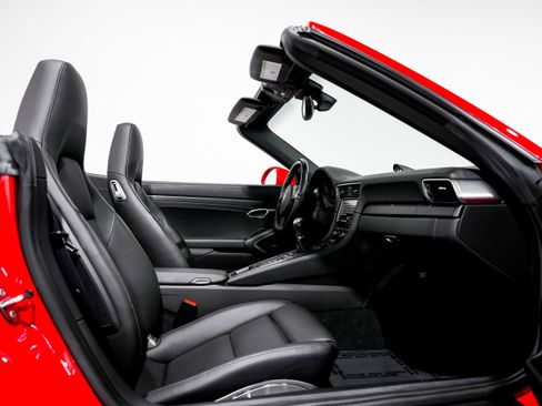 Used 2015 Porsche 911 Carrera 4 GTS w/ Bose Audio Package image 29