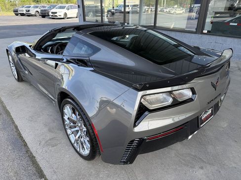 Used 2016 Chevrolet Corvette Z06 Coupe w/ 3LZ w/ 3LZ Preferred Equipment Group RWD image 12