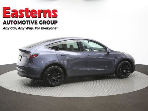Used 2021 Tesla Model Y Long Range AWD/4WD image 37