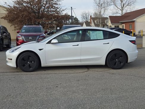 Used 2021 Tesla Model 3 Long Range image 5