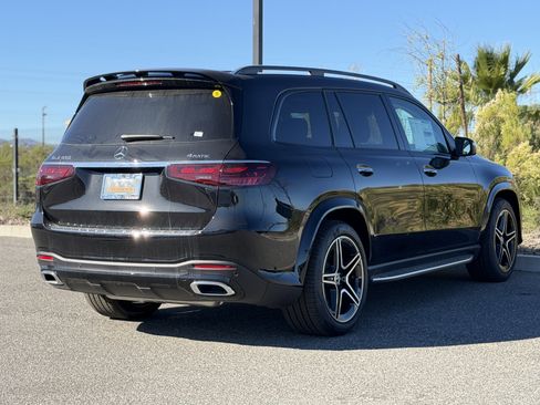 New 2026 Mercedes-Benz GLS 450 4MATIC image 7