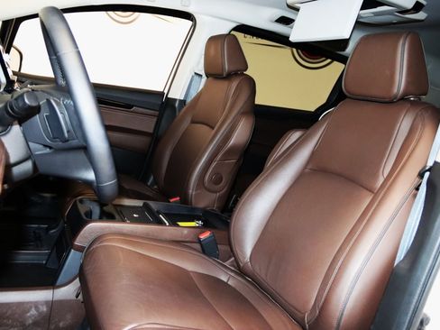 Used 2025 Honda Odyssey Touring image 38
