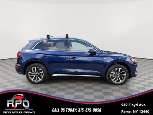 Used 2023 Audi Q5 2.0T Premium Plus w/ Premium Plus Package AWD/4WD image 6