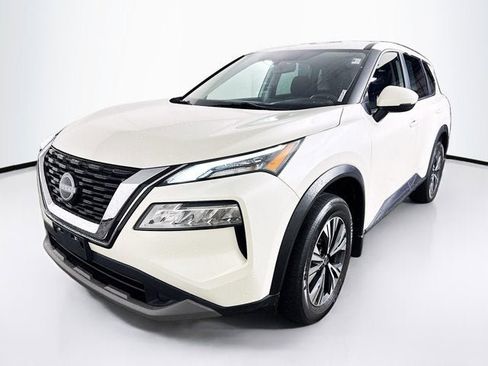 Certified 2023 Nissan Rogue SV image 1
