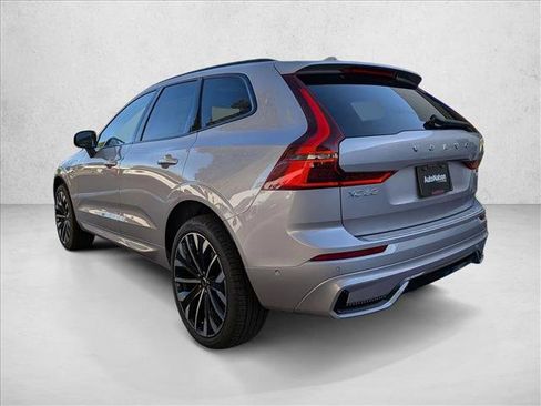 New 2026 Volvo XC60 T8 Ultra w/ Climate Package image 10