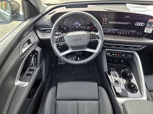 New 2025 Audi Q5 Premium Plus image 13
