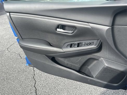 Certified 2025 Nissan Sentra SV w/ Lighting Package image 16