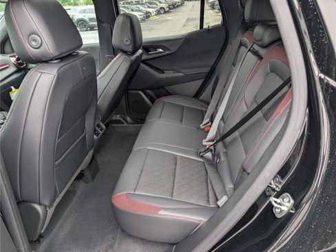New 2026 Chevrolet Equinox RS w/ Safety and Technology Package AWD/4WD image 11