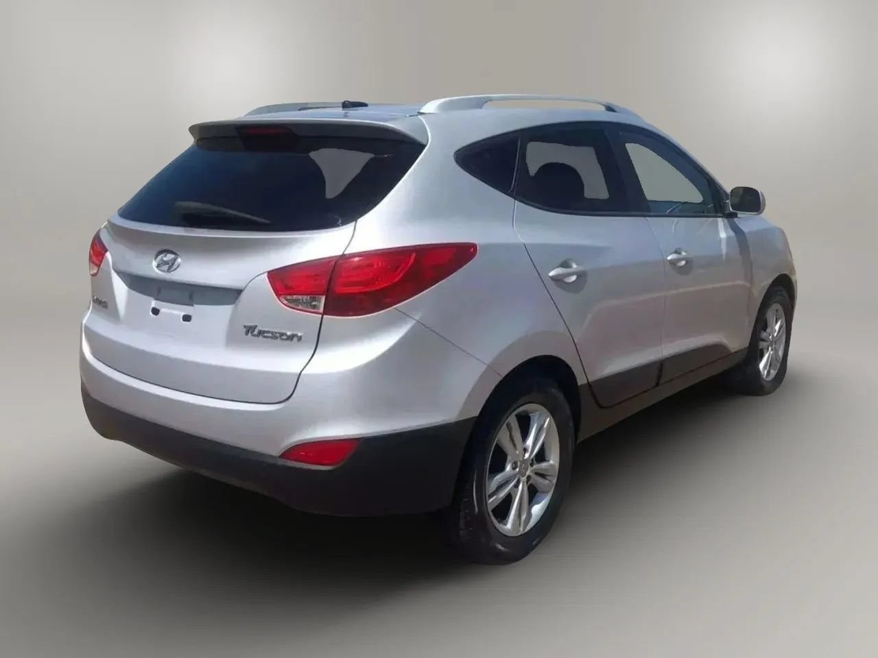 Used 2011 Hyundai Tucson GLS FWD image 6