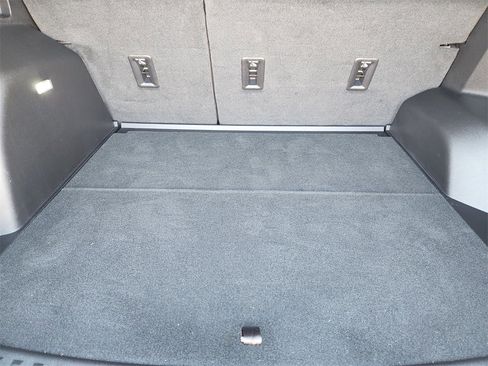 Used 2026 Chevrolet Equinox LT w/ Convenience Package II image 30