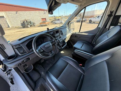 Used 2023 Ford Transit 250 Medium Roof image 14