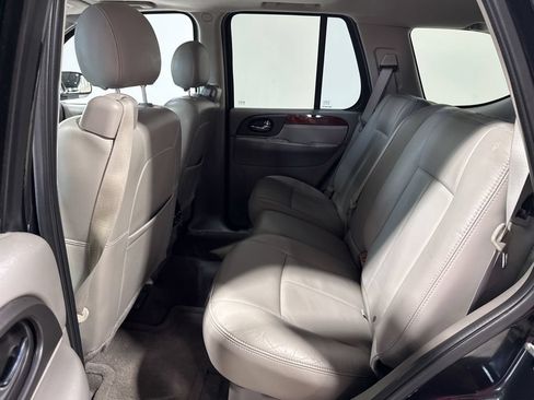 Used 2008 GMC Envoy Denali w/ Sun And 6-Disc Cd Package RWD image 27