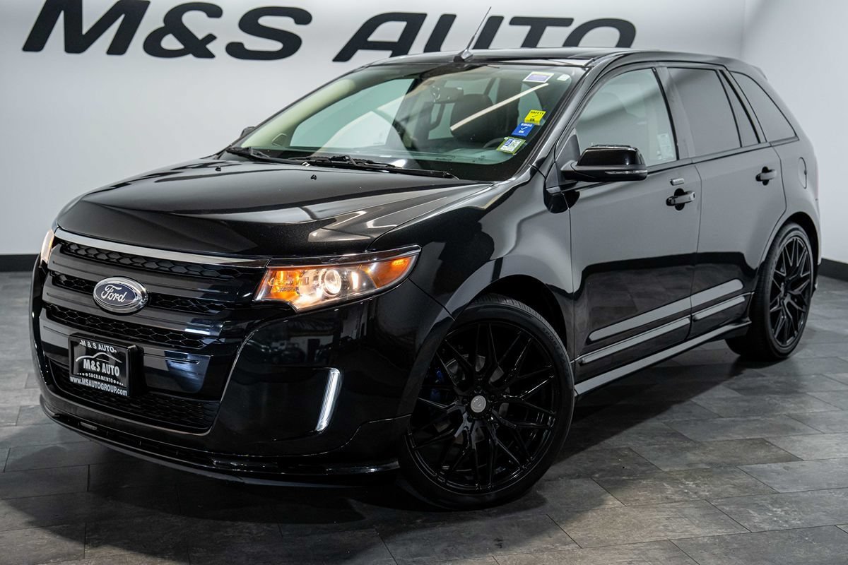 Used 2014 Ford Edge Sport w/ Driver Entry Package FWD image 2