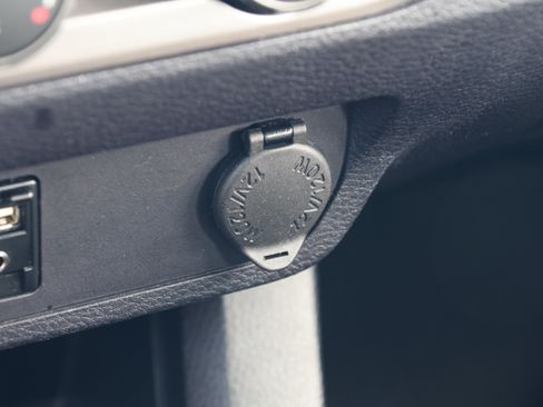 Used 2019 Toyota Tacoma SR w/ SR Convenience Package RWD image 28