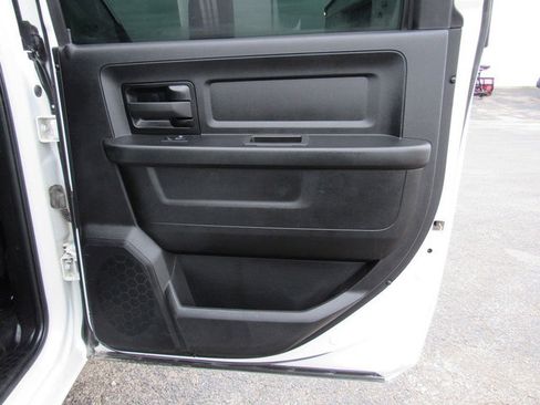 Used 2022 RAM 3500 Tradesman w/ Chrome Appearance Group AWD/4WD image 15