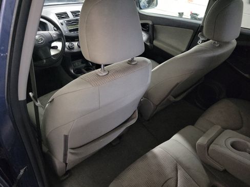 Used 2011 Toyota RAV4 4WD image 15