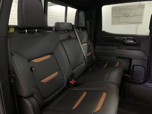 New 2026 GMC Sierra 1500 AT4 w/ Technology Package image 43