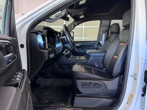 Certified 2025 GMC Sierra 2500 AT4 image 12